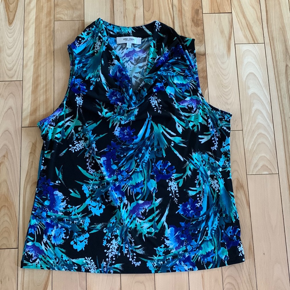Jones Studio Tank